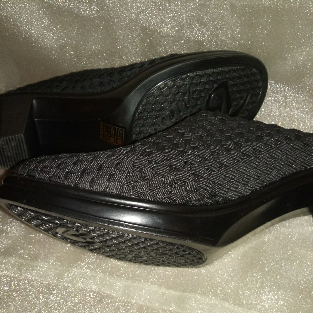 Bernie Mev slide - Picture 5 of 6